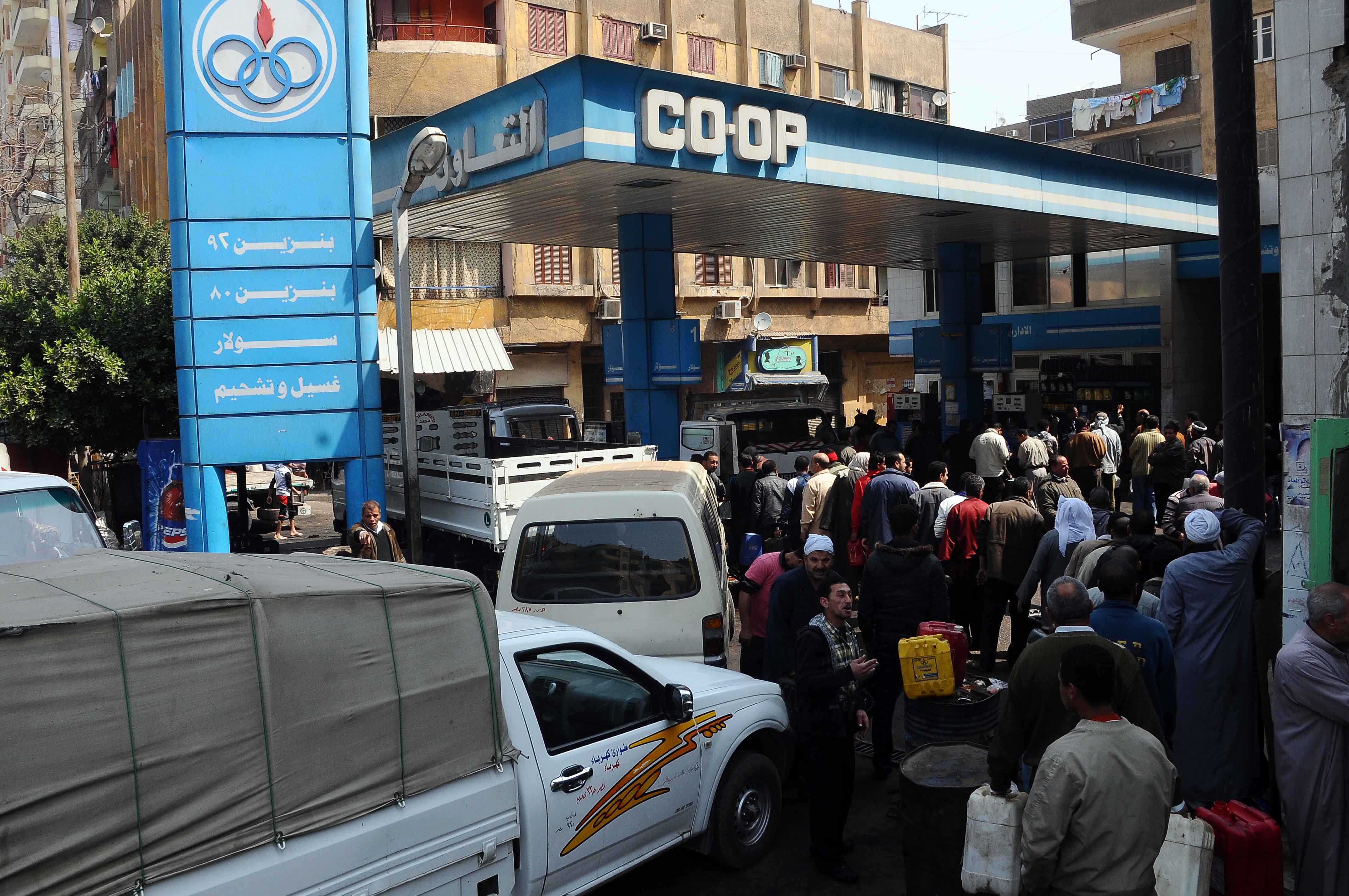 أزمة السولار والبنزين