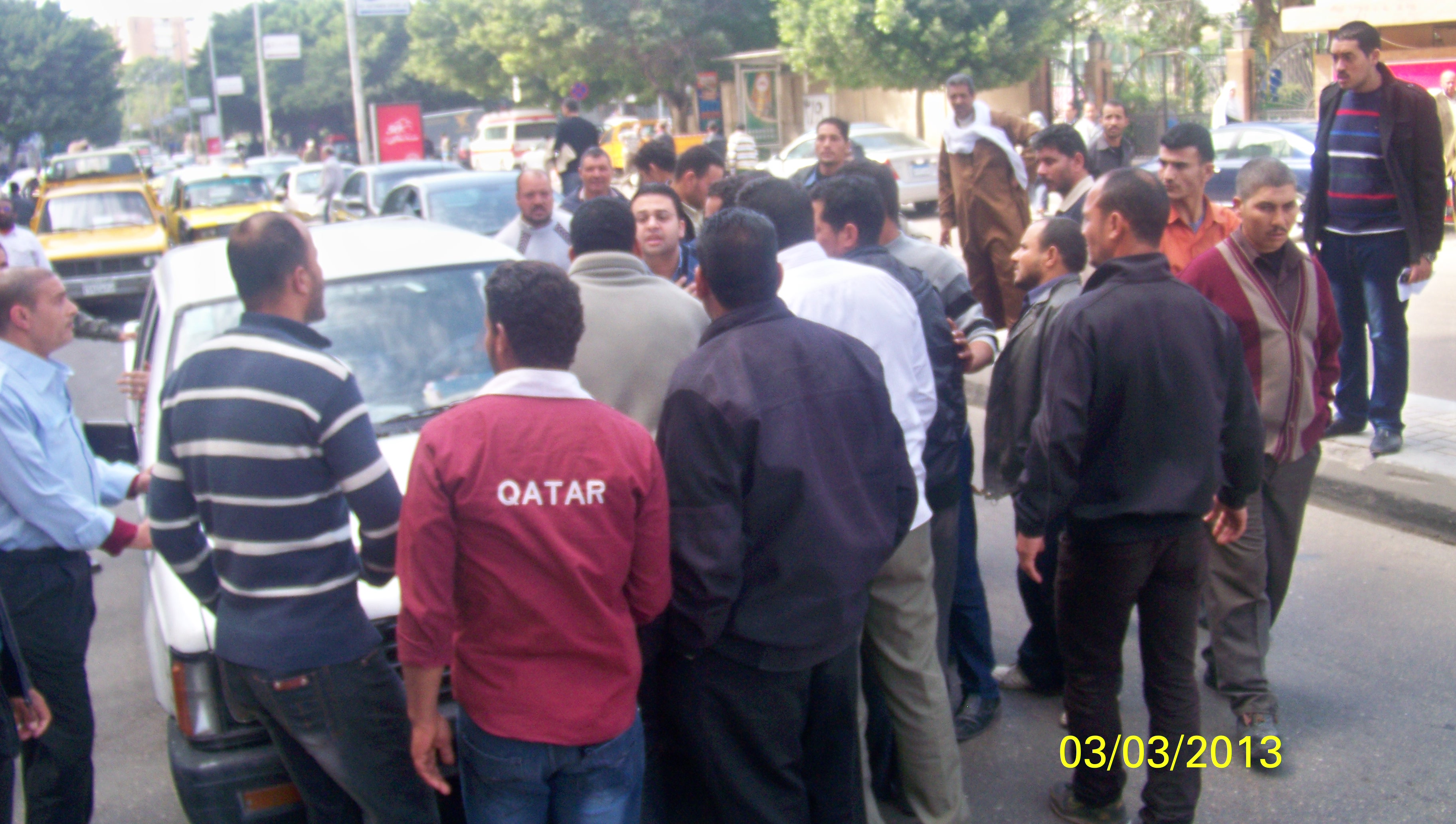 تجدد الاشتباكات بين متظاهرين وعمال الامن بالمقاولين العرب بالاسكندرية