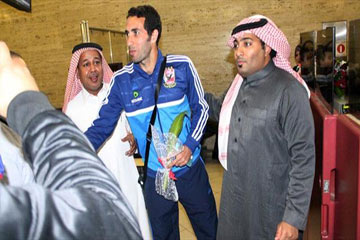 صحيفة إماراتية: الإصابة تبعد أبو تريكة عن بني ياس أسبوعين