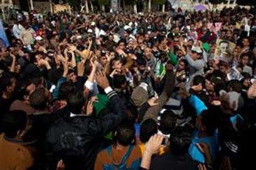 علماء النفس : الشعب يفقد الثقة إذا اختلت “بوصلة الصراحة” لدى المسئول