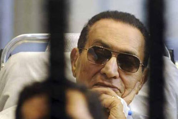 الجنايات تنظر الاحد طعن مبارك لإخلاء سبيله في قضية الكسب غير المشروع