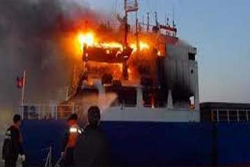 محافظ أسوان يحيل واقعة حريق الباخرة السياحية ” نايل فيستفال ” للنيابة