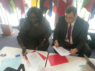 “البريد” يوقع مذكرتي تفاهم مع ليبيا وجنوب السودان للتعاون في كافة المجالات وتبادل الخبرات