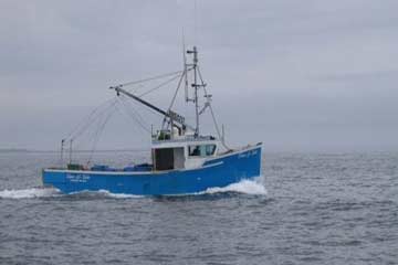 الخارجية : تعثر الإفراج عن مركب صيد مصرى فى السعودية