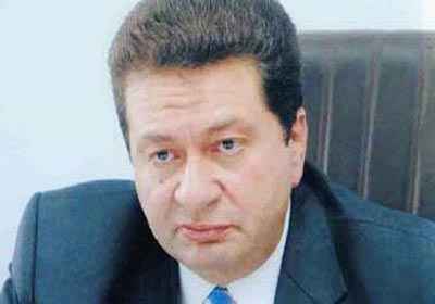 الحكومة تطالب “الشورى” بالموافقة على قانون التظاهر.. والأقل من 20 متظاهرًا يتم التعامل معهم بقانون البلطجة