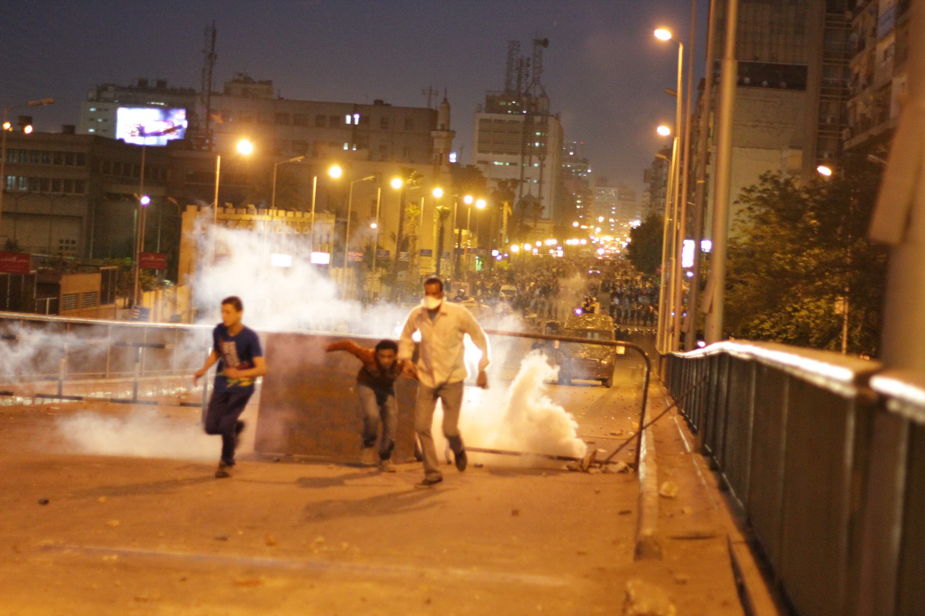 اشتباكات كو﻿﻿برى أكتوبر بين الأمن المركزى والمتظاهرين.. “جمعة تطهير القضاء”