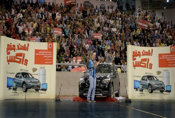 ” فودافون ” تحتفل مع الفائزين  ببداية تسليم جوائز مسابقة ” اشحن .. جمع واكسب”