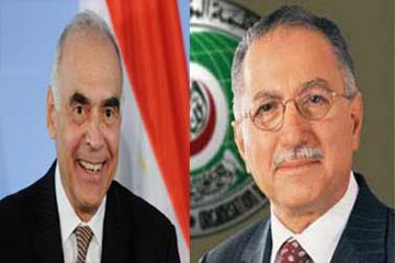 عمرو يبحث مع أوغلو الأولويات المصرية لرئاسة القمة الإسلامية