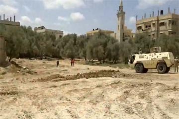 القوات المسلحة: حرس الحدود ينجح في تدمير نفق لتهريب السيارات