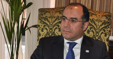 ” إيبيا ” تعد وفدا من رجال الأعمال لمرافقة ” قنديل ” فى زيارة ليبيا الشهر المقبل