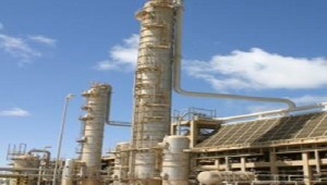 شركة هندية توقع مذكرة تفاهم لإنشاء مجمع للصناعات البلاستيكية في بورسعيد