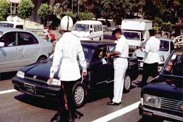 تحرير18 ألفا و189مخالفة فى حملات مرورية بـ 13 محافظة