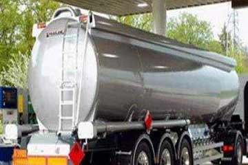 احدى المستودعات تتلاعب وتبيع مليون و738 ألف لتر سولار بالسوق