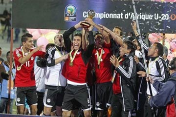مرسى يكرم منتخب الشباب المتوج ببطولة الامم الافريقية