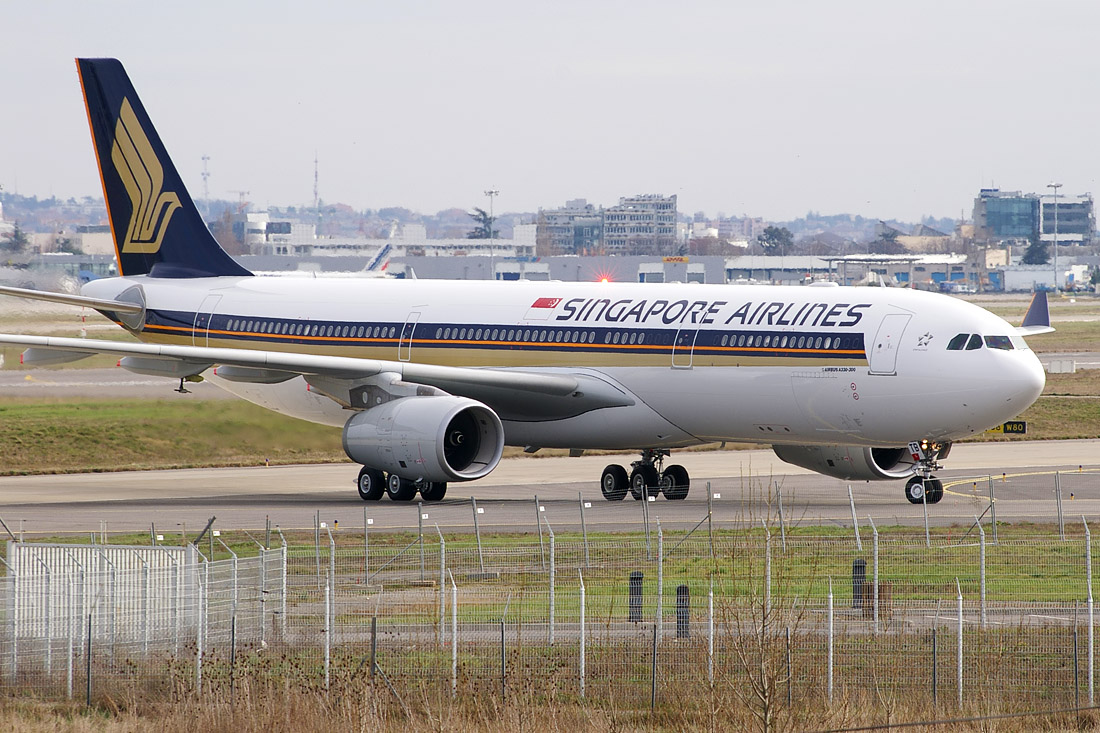 الخطوط الجوية السنغافورية تطلب طائرات بقيمة 17 مليار دولار من ايرباص وبوينج