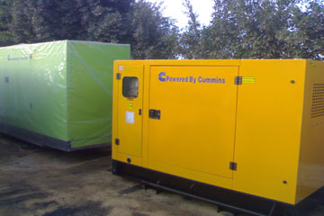 إتحاد المصريين في أوروبا يبدأ حملة لشراء مولدين للمستشفيات بمصر