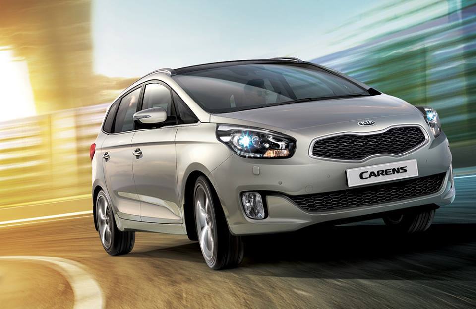 “البورصة” تنشر المواصفات والاسعار الكاملة لـ “كارينز” الجديدة