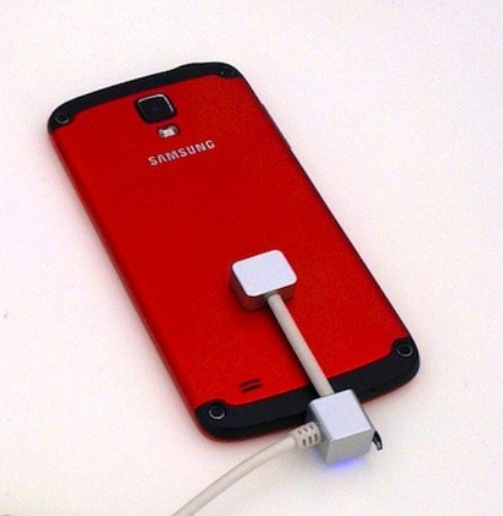 هاتف “جالاكسي اس 4” Active المقاوم للماء (صور مسربة)