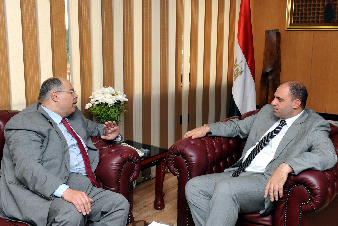 وزير الاستثمار يبحث مع “بجاتو” التعديلات القانونية لاقرارها لتحسين مناخ الاستثمار