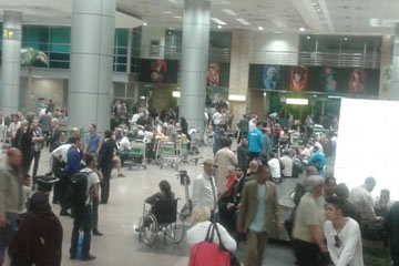 انتهاء مشكلة حقائب الركاب بعد انتظام عمل الخدمات الأرضية