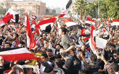 مؤتمر صحفى لتكتل القوى الثورية للإعلان عن يوم الزحف للاتحادية