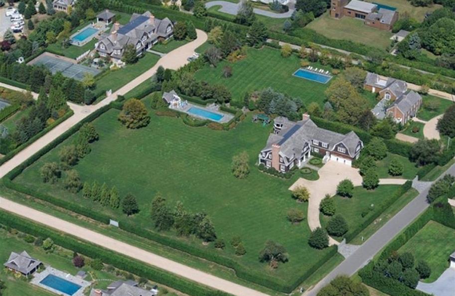 بالصور: “جنيفر لوبيز” تشتري منزلاً في “هامبتونز” مقابل 10 ملايين دولار