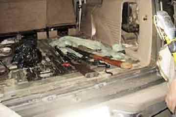 الأمن يضبط 396 سلاحا و6 تشكيلات عصابية و20 سيارة مسروقة