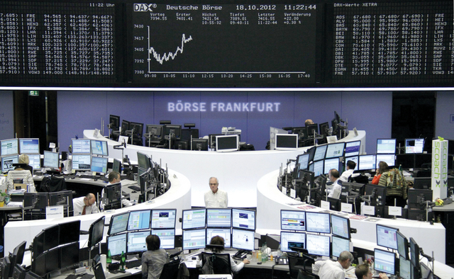 جدل أوروبي حول ضريبة 0.1% علي تعاملات البورصة والسندات