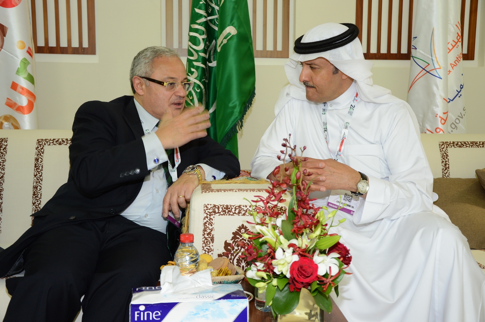 لقاء هشام زعزوع والامير سلطان بن سلمان بن عبدالعزيز رئيس الهيئة  العامة للآثار والسياحة السعودى