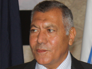 تفعيل بروتوكول التعاون بين البحر الأحمر وهيئة الطاقة النووية لاستغلال الرمال السوداء