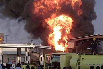 مصرع 2 فى انفجارمحطة بنزين بأسيوط و12 سيارة اطفاء لاخماده