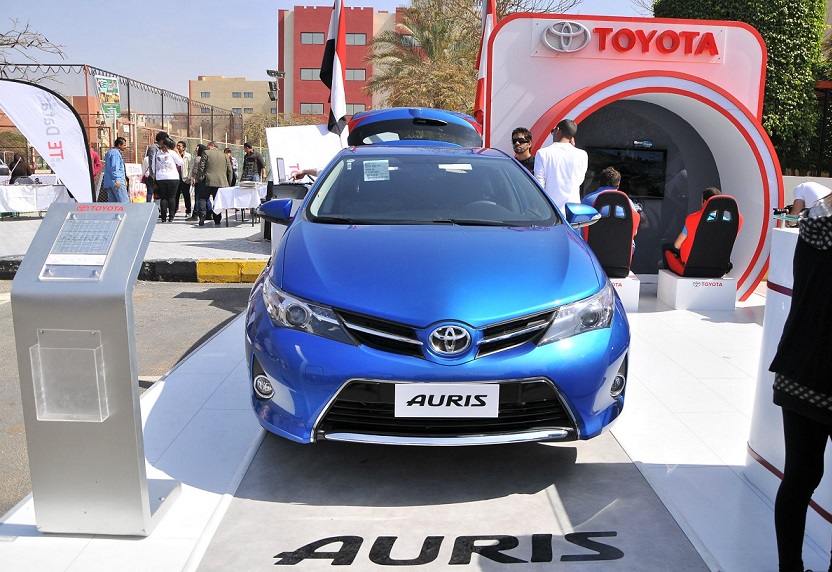 “تويوتا ايجيبت” تطلق جولة ترويجية للتعريف بامكانيات ومزايا “ياريس هاتش باك” و ” أوريس 2013″
