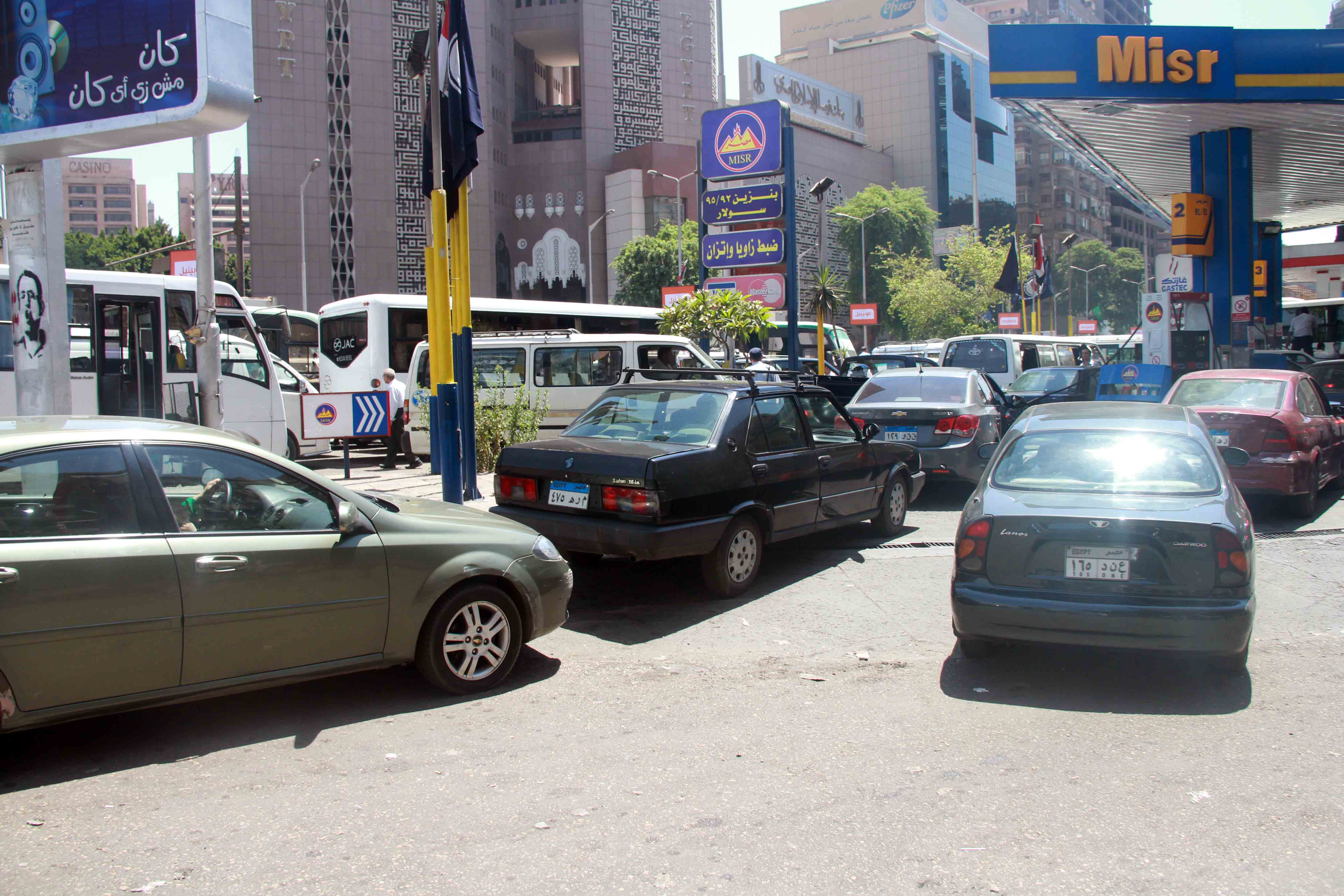 ازمة البنزين