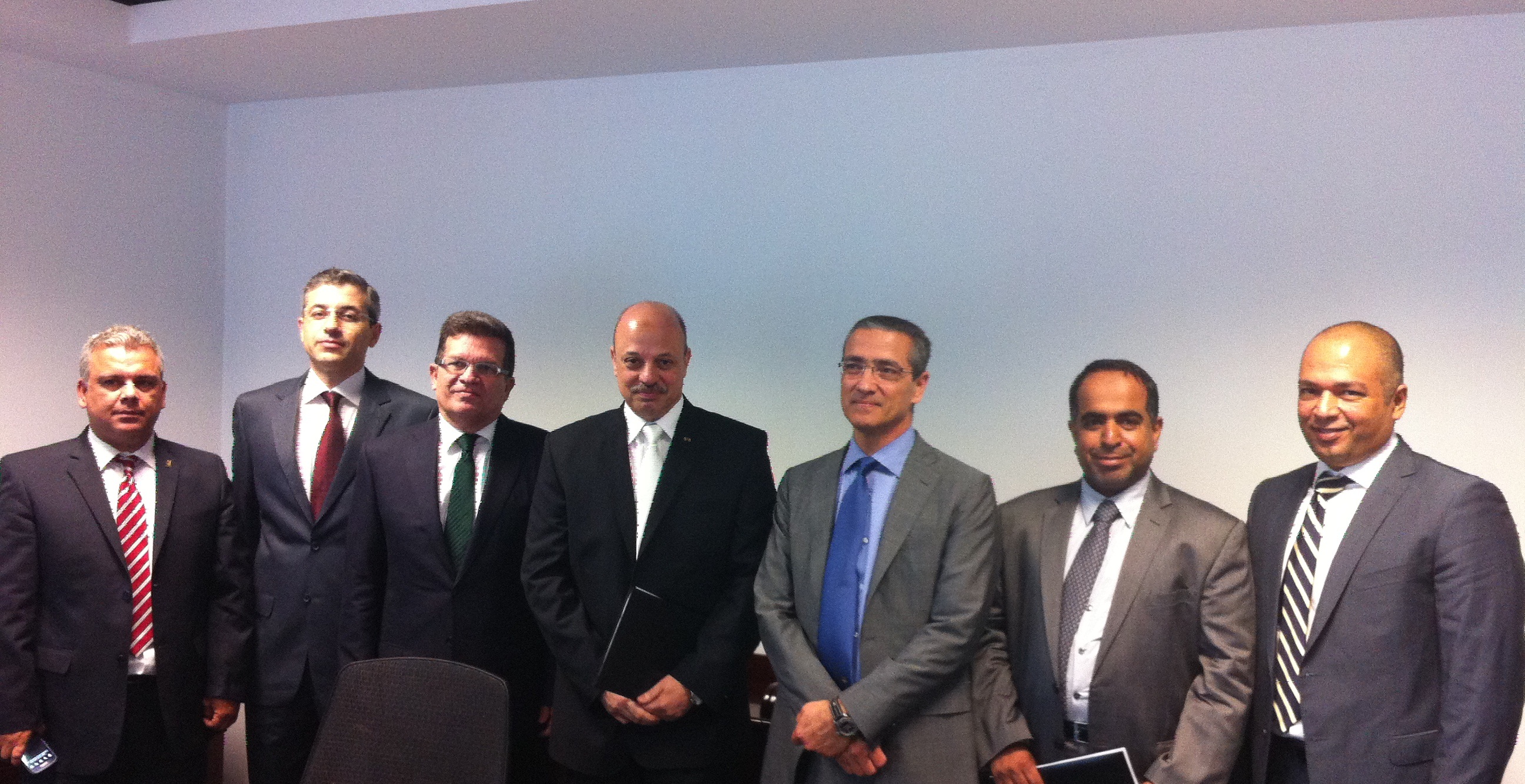 “اتصالات مصر” تتعاقد مع “المصرية للتتبع” لتقديم خدمة تتبع السيارات