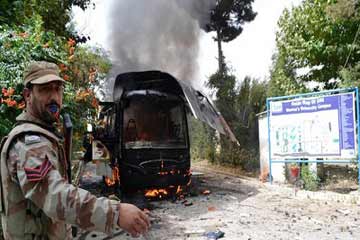 مقتل 6 جنود باكستانيين في هجوم استهدف مركبتهم شمال غربي البلاد