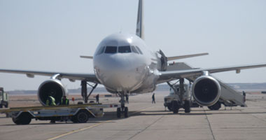 وصول طائرة نيويورك 11 مساء اليوم