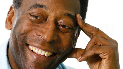 بيليه وطيران الإمارات يعلنان عن عقد رعاية مع نادي كوزموس