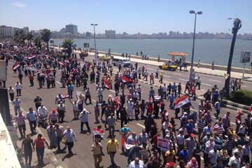 أنصار الاخوان بالاسكندرية يواصلون مسيراتهم من “التراويح” للفجر