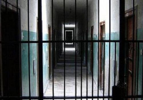 عاجل.. قاضي التحقيق يحظر النشر في قضية اقتحام السجون المتهم فيها محمد مرسي وآخرون