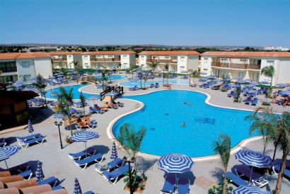 « الصديق » تشتري قرية « باراديس » السياحية بمطروح مقابل 265 مليون جنيه