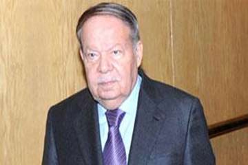 الاثنين..النظر في طلب التحفظ على أموال فتحي سرور وأنجاله