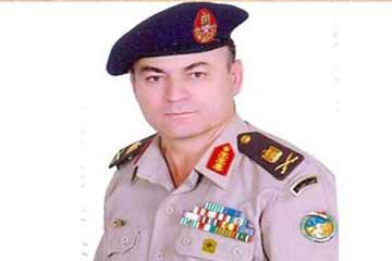 قائد الجيش الثالث يتفقد الضفة الشرقية للمجري الملاحي لقناة السويس