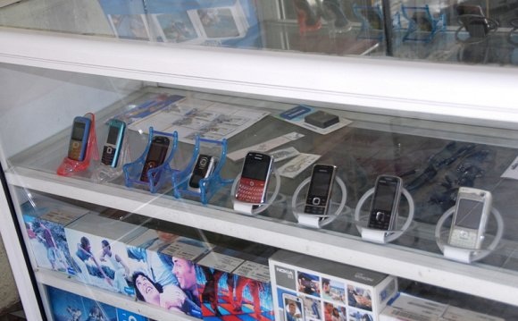 ارتفاع الإيجارات وتراجع العوائد يضاعفان أوجاع المحال المجاورة لـ«التحرير»