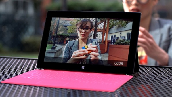 “مايكروسوفت” تخفض سعر حاسبها اللوحي “سيرفس ار تي” بحوالي 30%