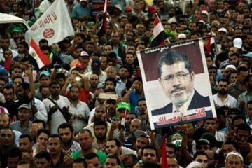 مؤيدو الرئيس المعزول يستعدون اليوم لمسيرات “خطة الشلل”