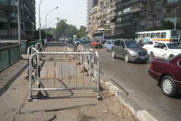 الأجهزة الأمنية تنجح فى إبطال مفعول قنبلة ناسفة قبل انفجارها بـ”الجيزة”