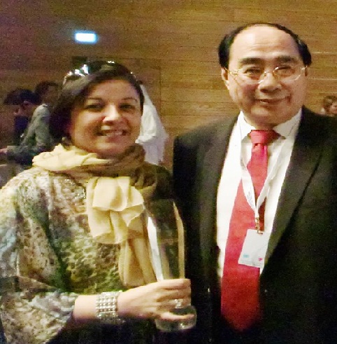 مصر تتسلم جائزة افضل بوابة مؤشرات الاتصالات وتكنولوجيا المعلومات من الامم المتحدة