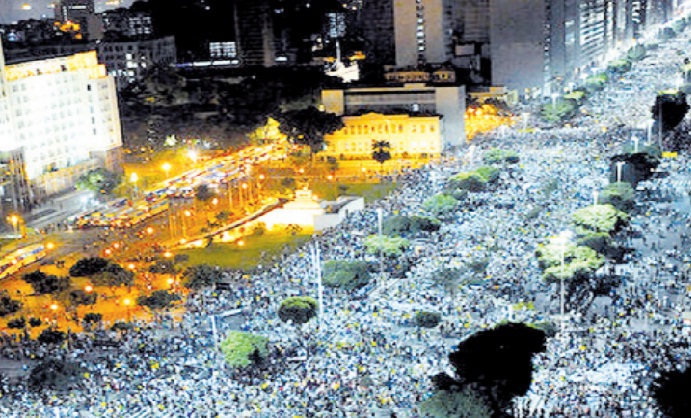 التجربة البرازيلية تفقد بريقها