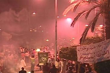 معتصمو”النهضة” يتهمون الشرطة بالتقاعس عن حمايتهم من البلطجية