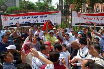 حملة عن مصر بكل لغات العالم لترسخ انها بلد الامن والامان